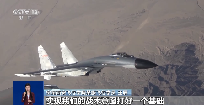 我國空軍(jun)首批殲-11B戰機女飛(fēi)行學員順利單飛(fei)