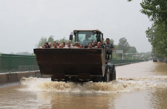 華北、黃淮(huái)等地抗擊汛情一(yi)線直擊