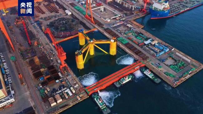 我(wǒ)國深遠海(hai)浮式風電(diàn)平台啟運(yun)