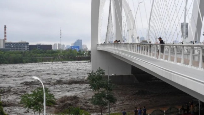 強降雨(yu)後！疾控提(ti)醒：做好家(jiā)庭、外環境(jìng)清潔消毒(dú)